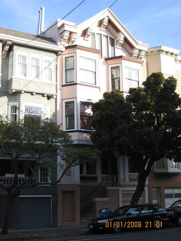 Foto principal - 142 Lake St