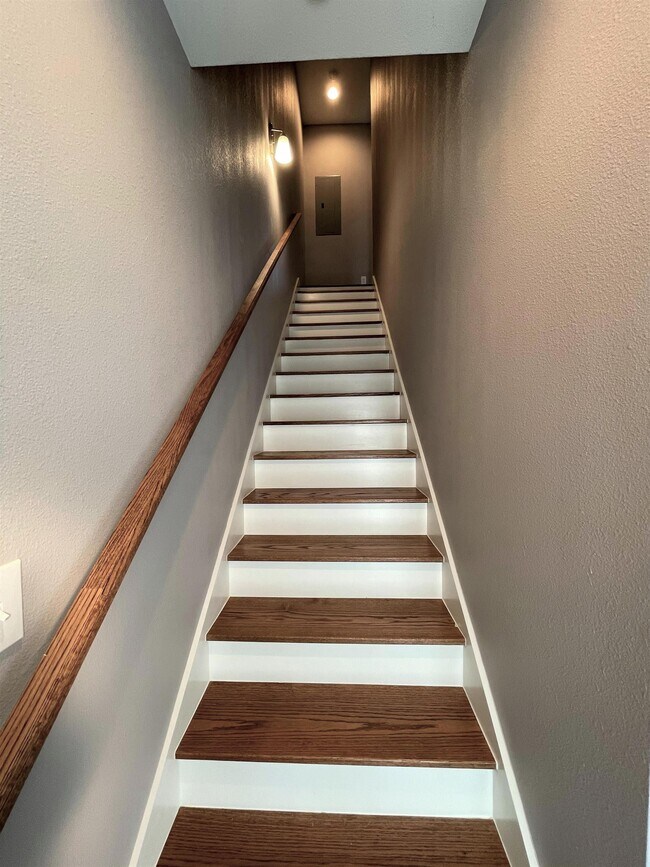 Foto del edificio - 804 W 32nd St