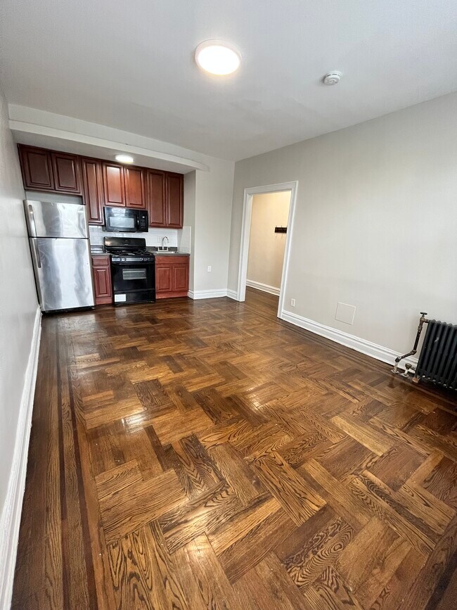 115 Fairview 51 - 111 Fairview Ave