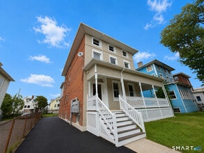 Building Photo - 206 Jefferson St