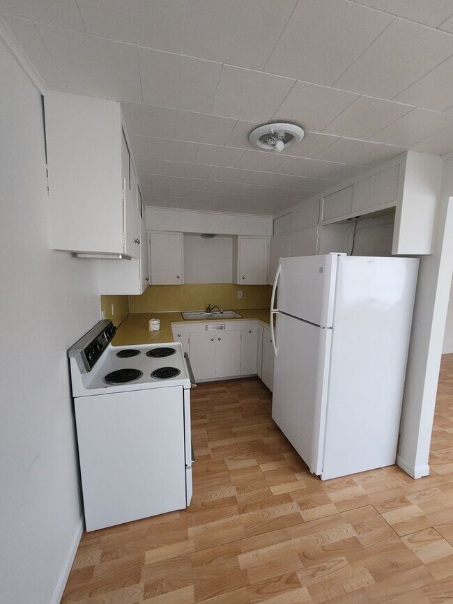 Foto del edificio - 463-465 SW State Street