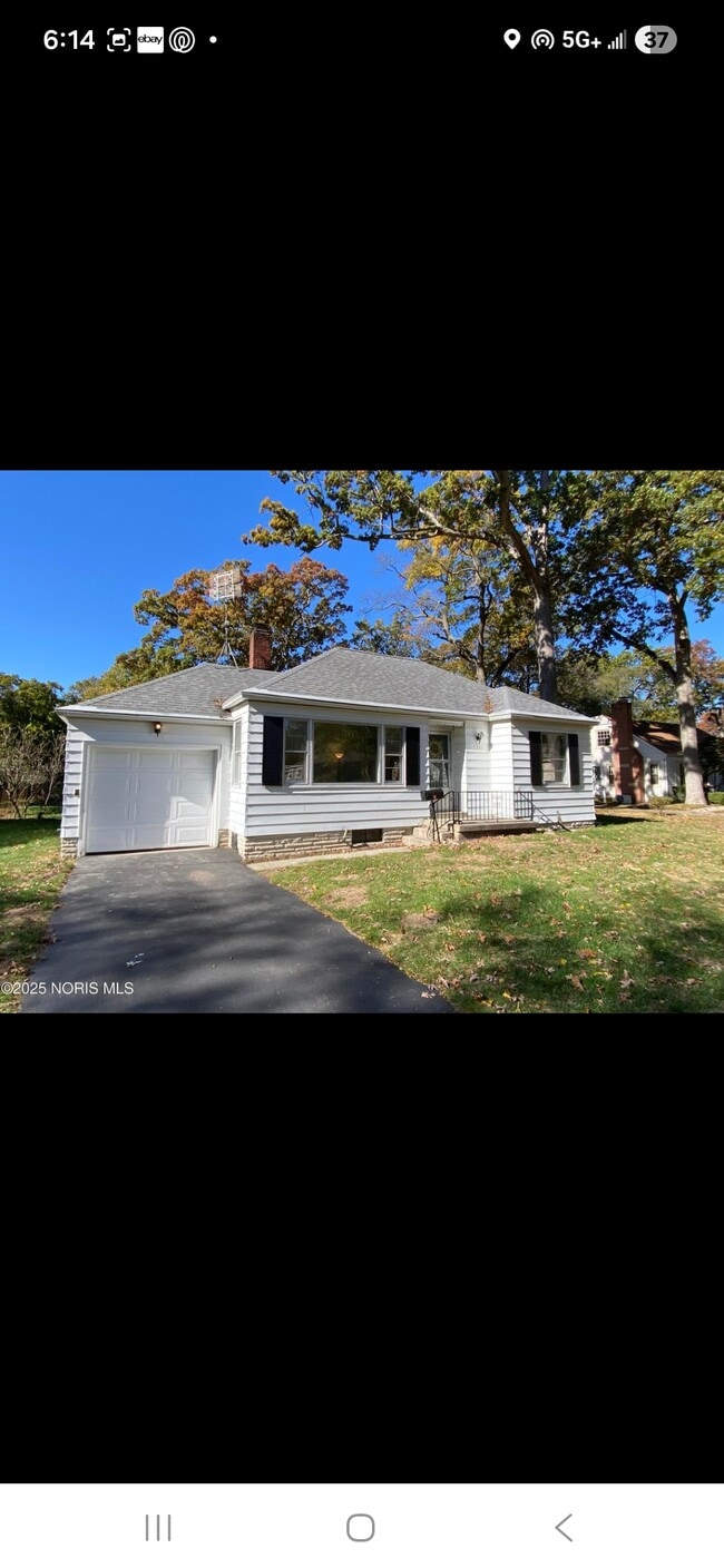 Foto del edificio - 3331 Van Fleet Pky