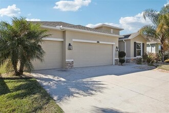 Building Photo - 10747 Laxer Cay Loop