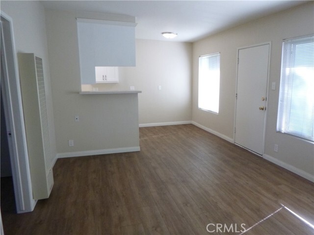 Building Photo - 620 Prospect Ave