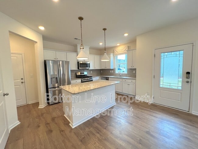 Building Photo - 3661 Secrest Lndg