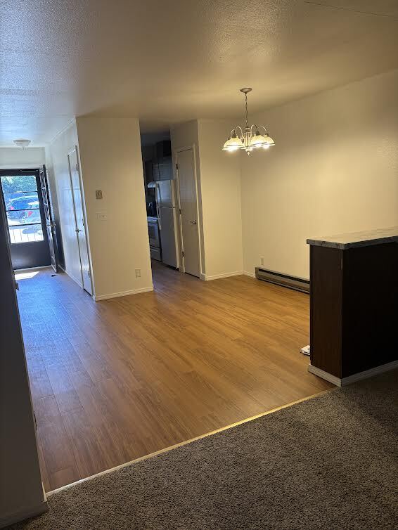 Foto del edificio - 1372 SE Court St