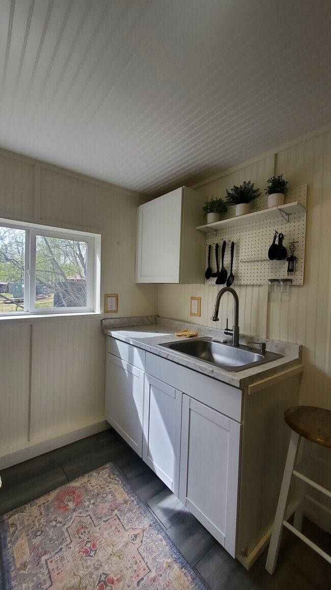 Foto del edificio - 8532 W Swan Cir