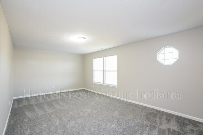 Foto del edificio - 226 Oakview Dr