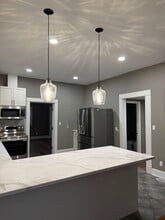 Building Photo - 1108 N Main St