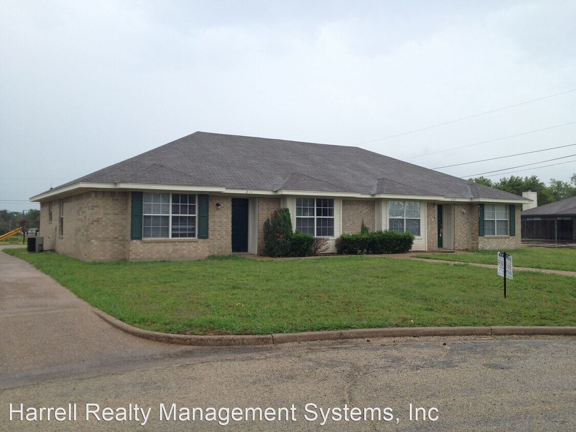 211 Cathy Dr, Robinson, TX 76706 House Rental in Robinson, TX