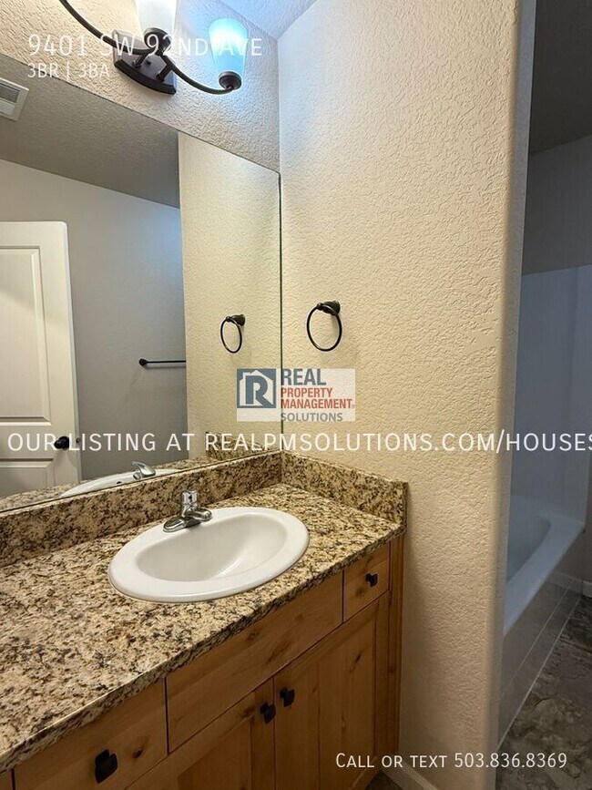 Foto del edificio - 9401 SW 92nd Ave