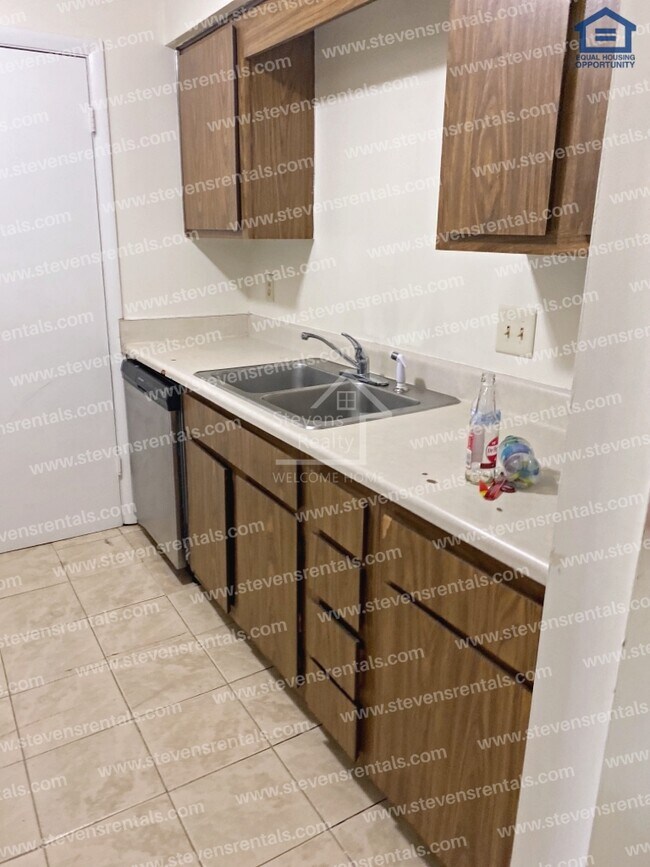 235 Vinewood Rd Room for Rent in McMinnville, TN