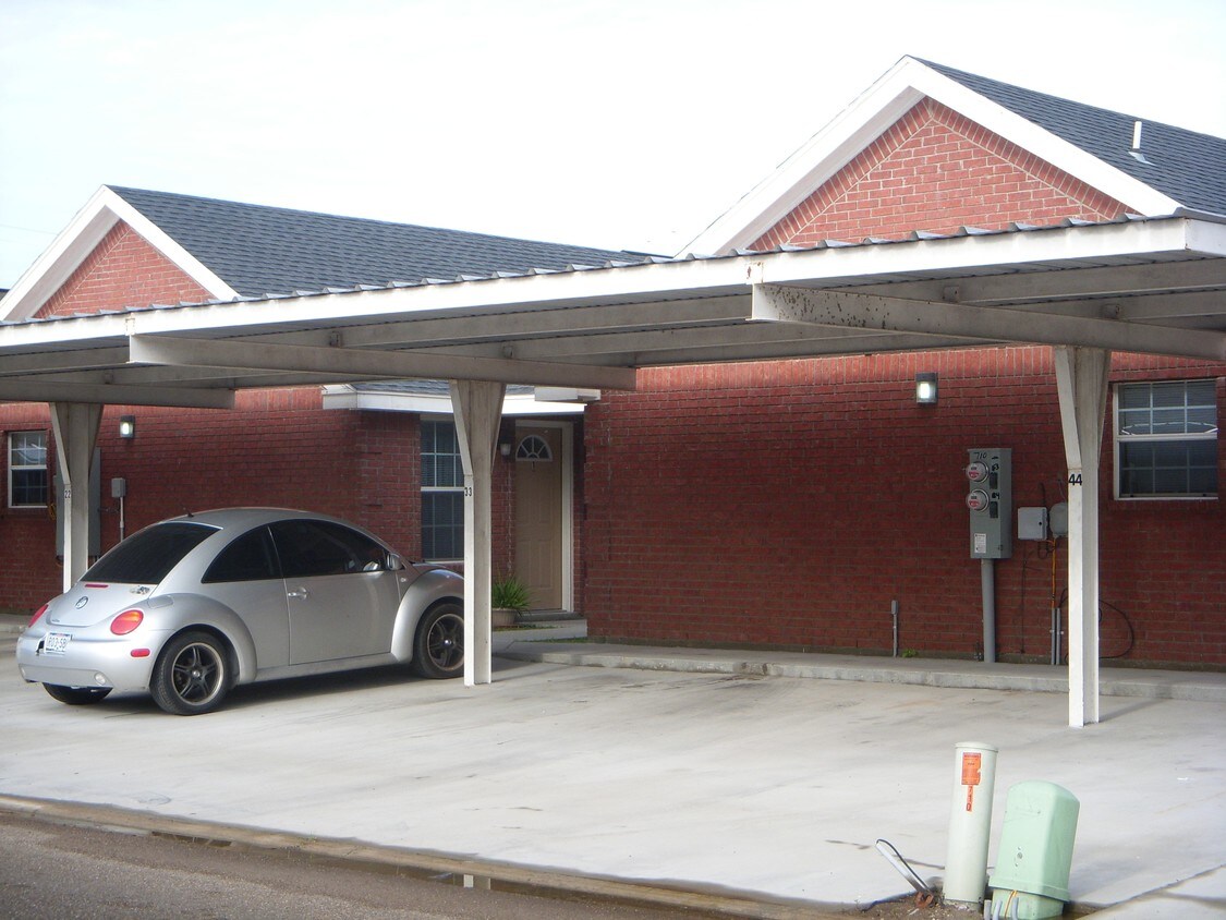 Foto del edificio - 710 S DFW Dr