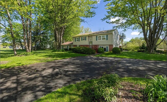 Building Photo - 5360 Brockport Spencerport Rd