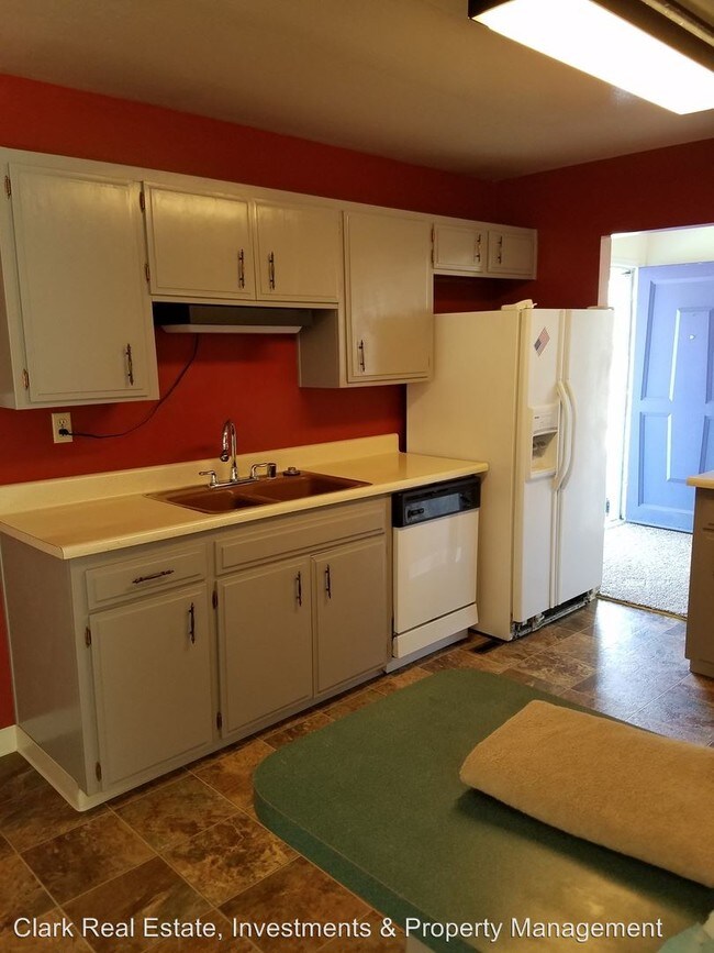 Foto del edificio - 4 br, 2 bath House - 701 WYOMING AVENUE