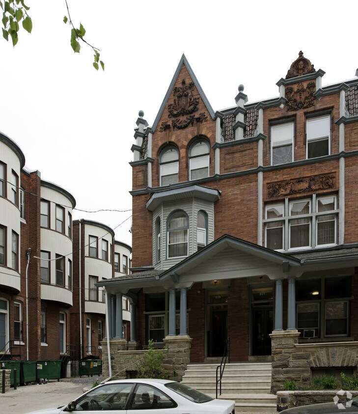 Building Photo - 219 N 35th St