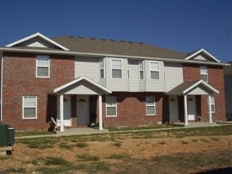 Primary Photo - 5700-5796 N Orange Ln