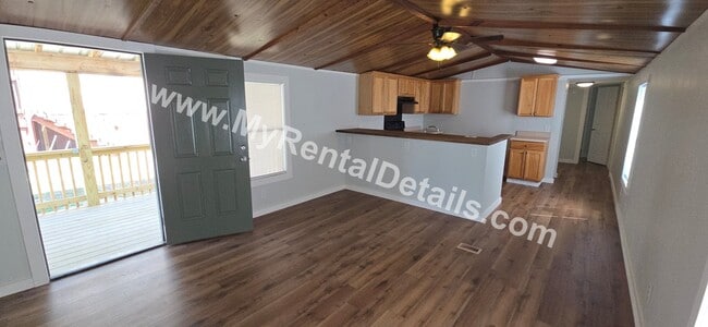 Building Photo - 49 Brookdale Rd