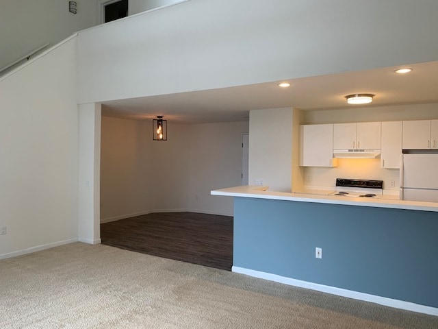 Kitchen and Dining Area - Blueberry Hill Apartments