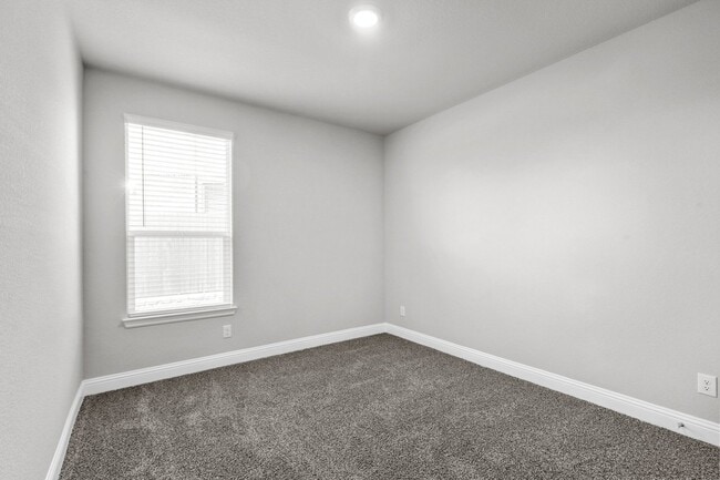 Photo - 1400 Razorbill Rd House