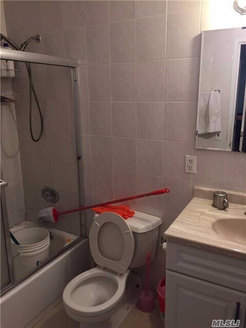 Foto del edificio - 80-06 47th Ave