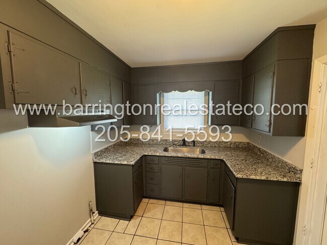 Building Photo - 1429 Freda Dr