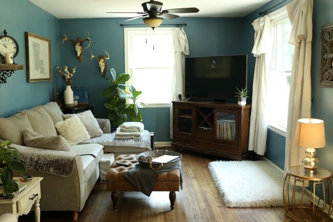 Building Photo - Awesome Cottage in the Heart of Inglewood/...