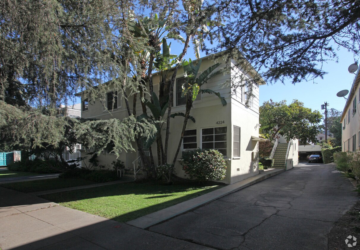 4228 1/2 Los Feliz Blvd Apartments in Los Angeles, CA Westside Rentals