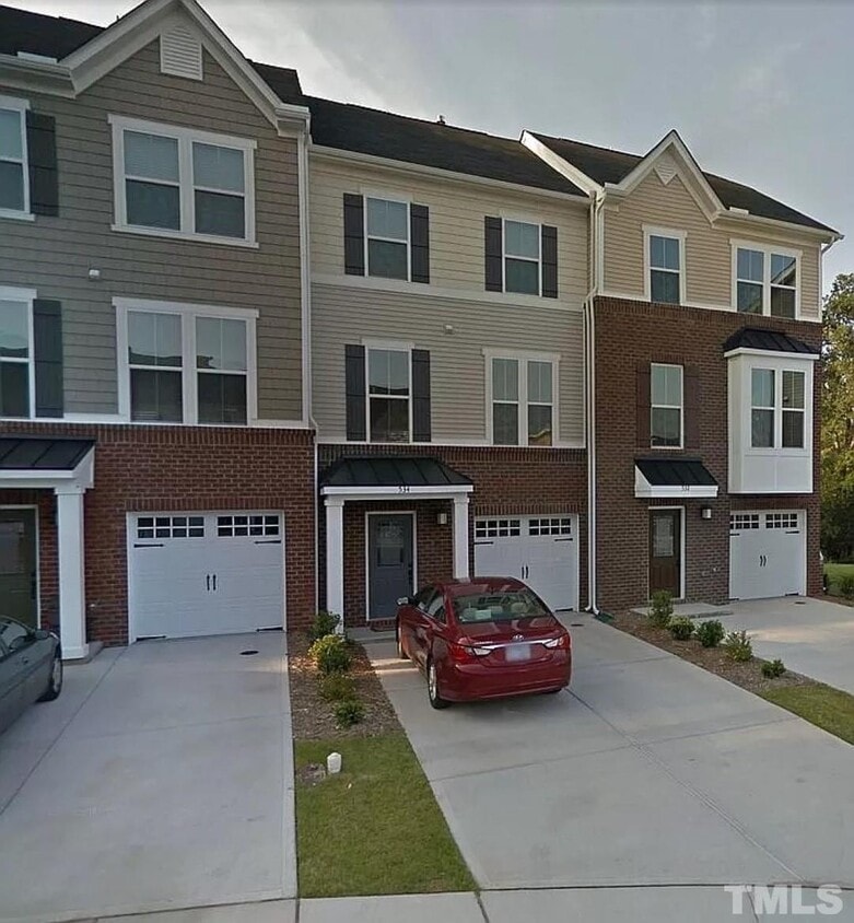 534 Pemberwich Pl, Cary, NC 27519 Townhome Rentals in Cary NC
