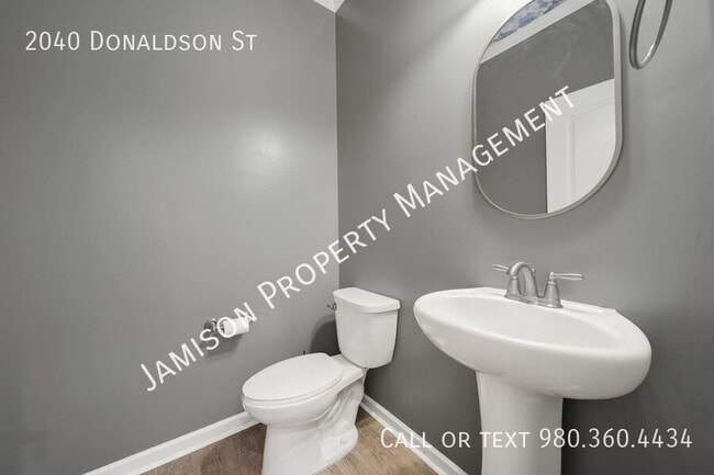 Foto del edificio - 2040 Donaldson St