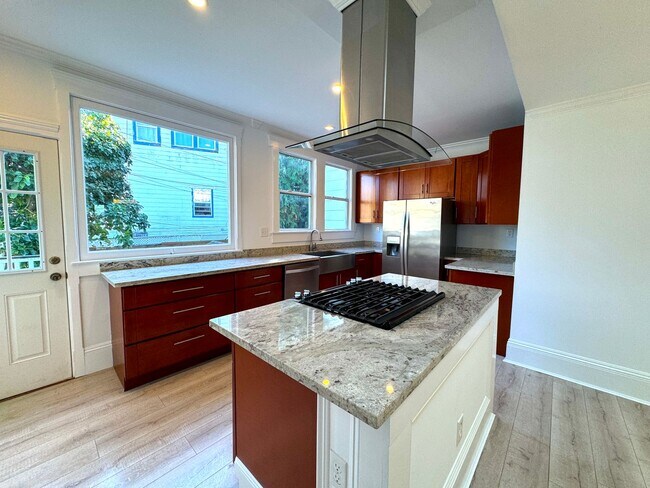Building Photo - Bernal Heights: Unfurnished Single Family ...