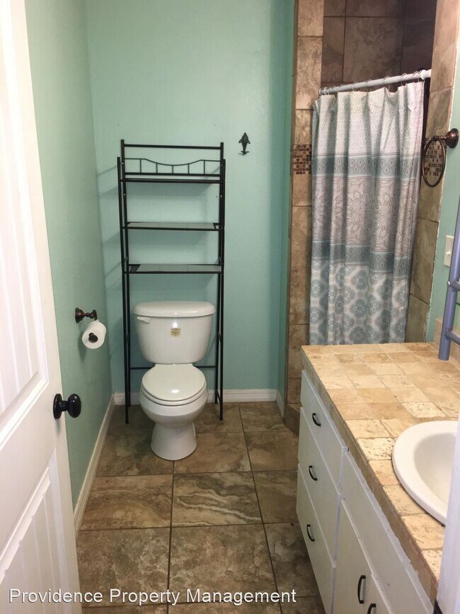 Building Photo - 3 br, 2 bath House - 2321 N Briarwood Ln.