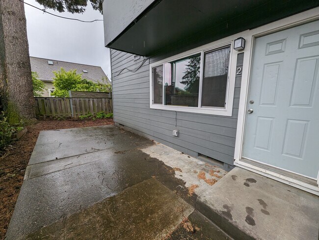 Área de patio para esta unidad - 1626 Southeast Lexington Street