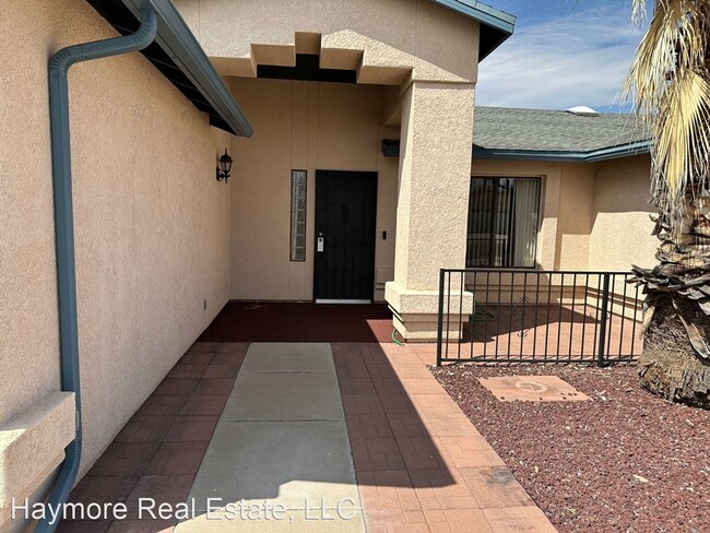 Building Photo - 3 br, 2 bath House - 4944 La Canada