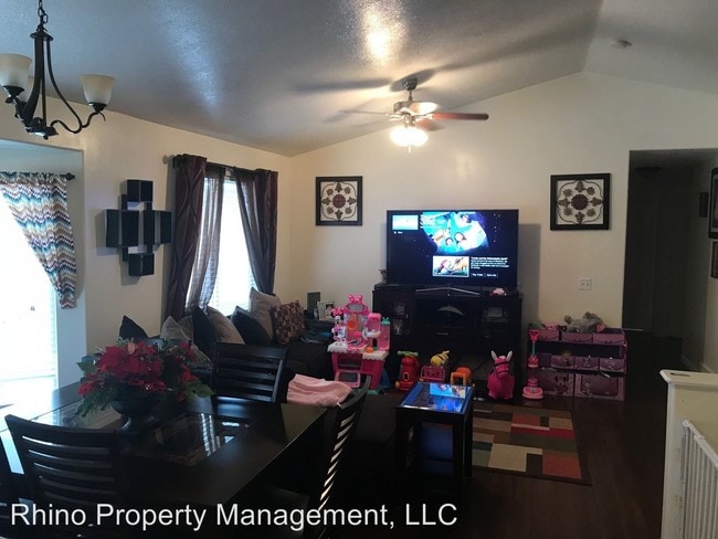 Building Photo - 3037 S Ensign Park Dr