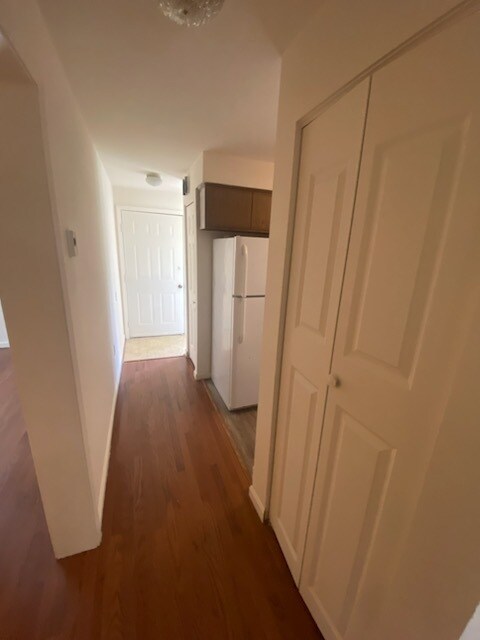 Foto del edificio - 1451 Cedar Dr