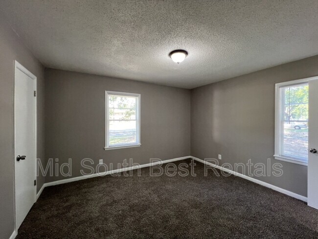 Foto del edificio - 3600 Steele St