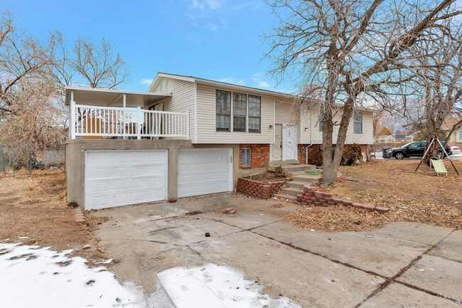 Building Photo - 104 W 5050 S
