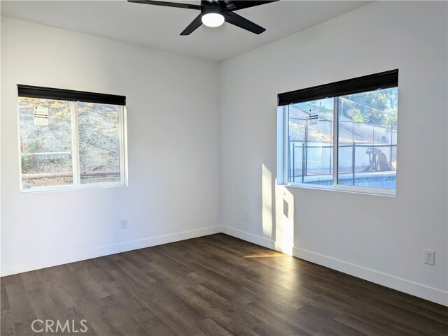 Foto del edificio - 15146 Rolling Ridge Dr