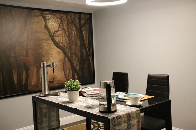 Foto del edificio - Luxury Adams Shore Townhouse | 3 Beds, 3 Baths, Garage, Central AC – $3,500