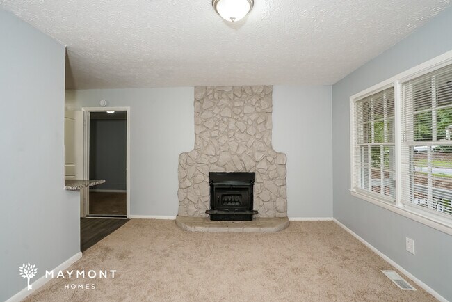 Foto del edificio - 776 Jeb Stuart Dr