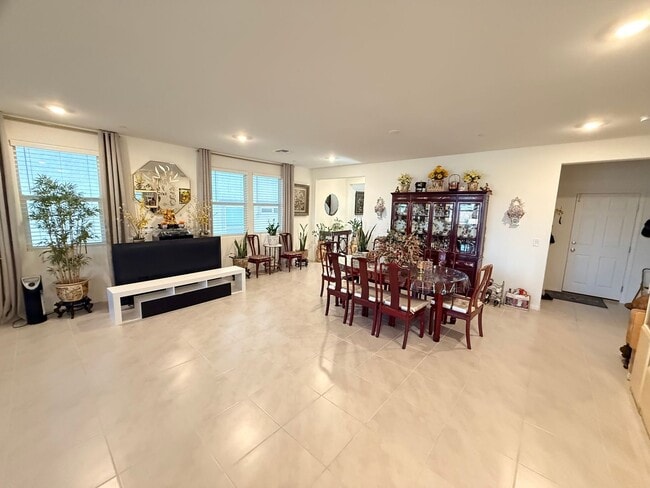 Foto del edificio - Gated NW community 5Bed