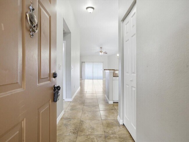 Foto del edificio - 7615 Lemon Wood Ct