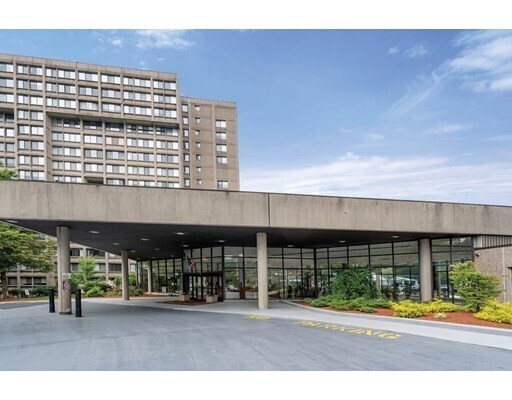 Building Photo - 250 Hammond Pond Pkwy