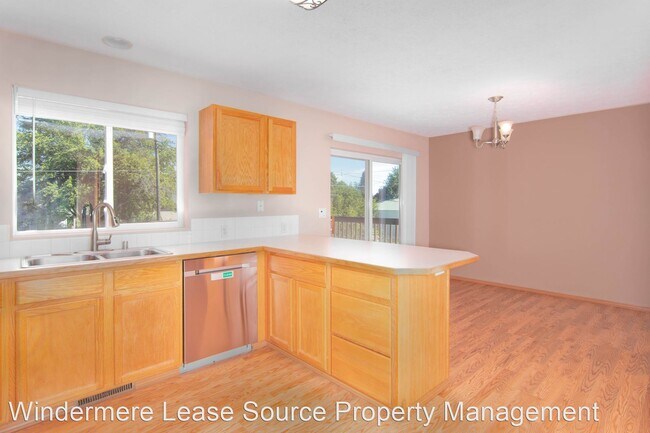 Foto del edificio - 4 br, 2 bath House - 3817 E 25th Ave.