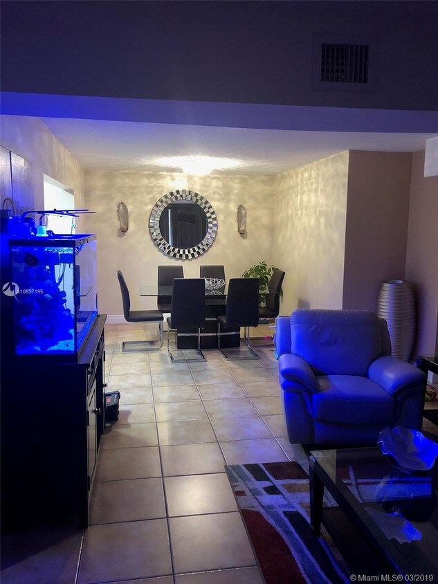 Foto del edificio - 12800 SW 43rd Dr