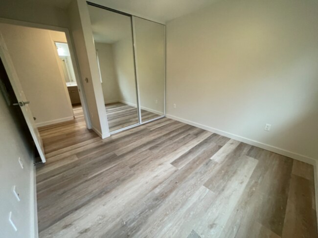 Building Photo - 62 Kihalani St