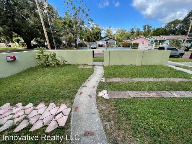 Building Photo - 3 br, 2 bath House - 614 Grand Street