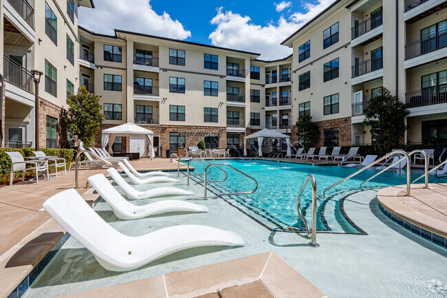 Piscina - Avalon at Seven Springs