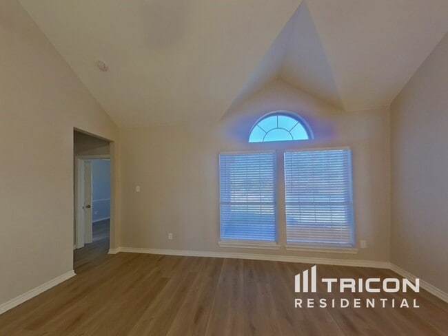 Foto del edificio - 7133 Denver City Dr